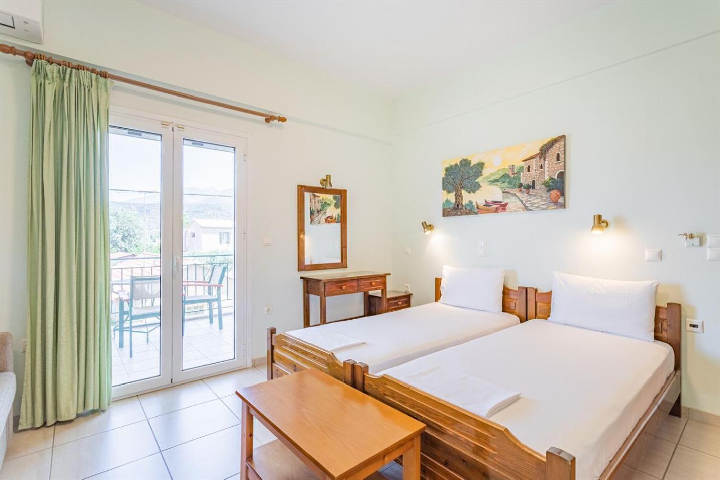 Vasiliki Apartments Stoupa Bagian luar foto